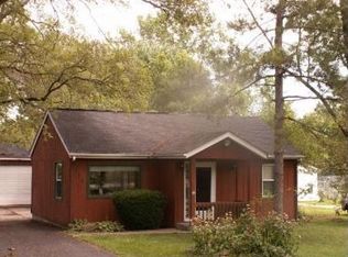 918 S Pine St, New Lenox, IL 60451