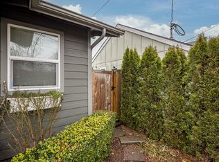 628 9th St SE #B, Auburn, WA 98002