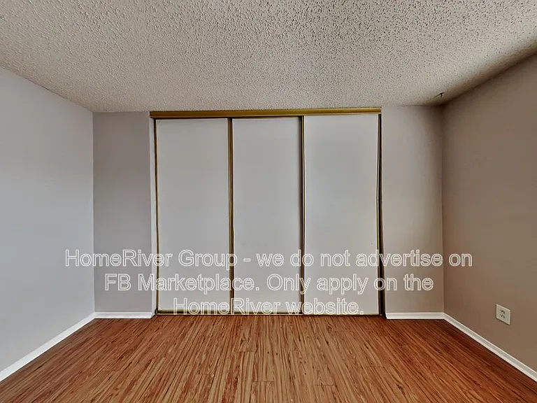 1105 Geneva Ct — Photo 17