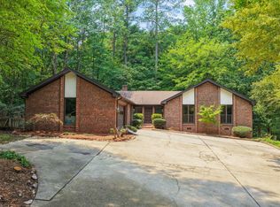 4125 Picardy Dr, Raleigh, NC 27612