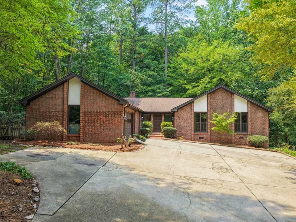 4125 Picardy Dr, Raleigh, NC 27612
