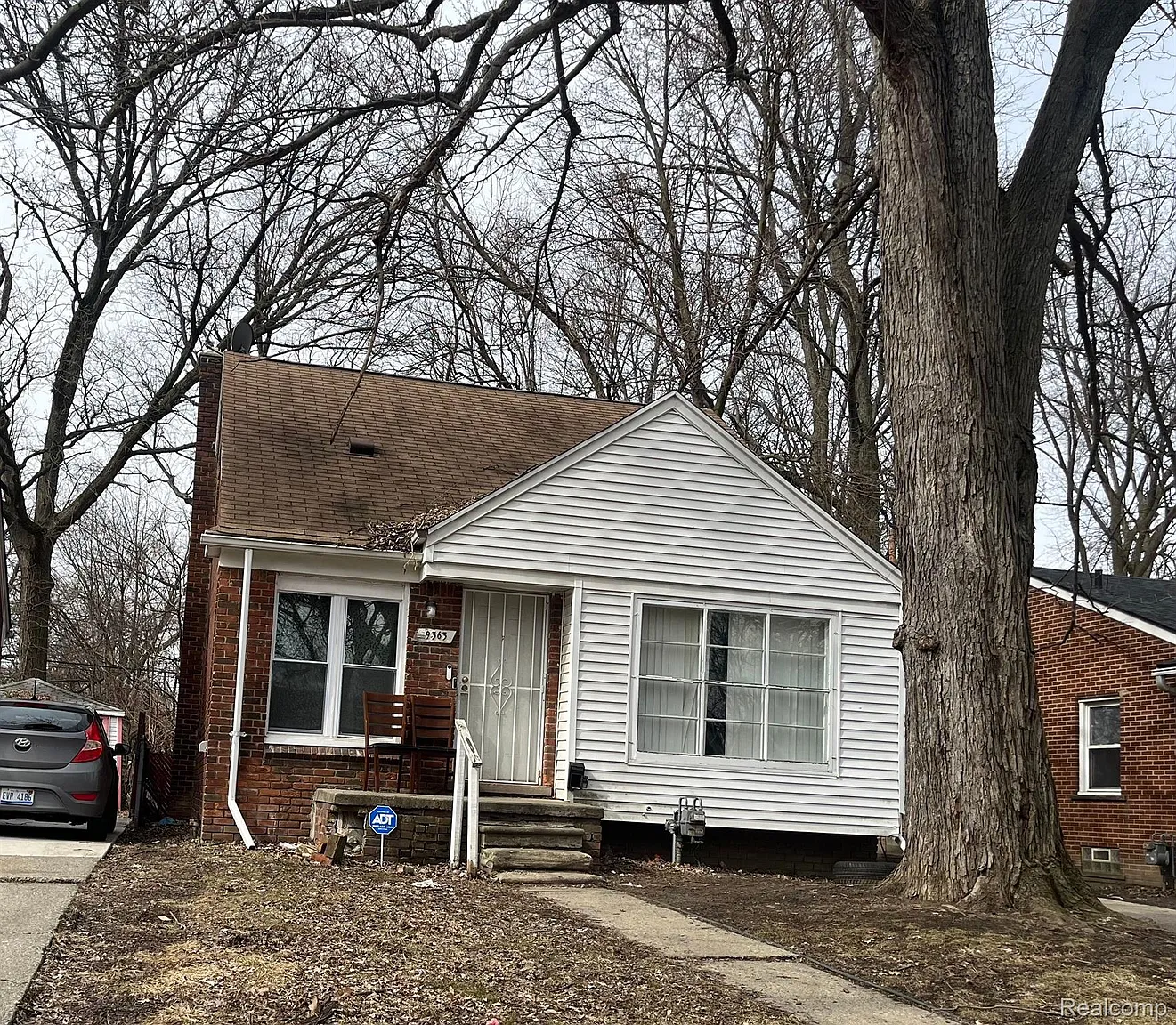 9363 Patton St photo 1