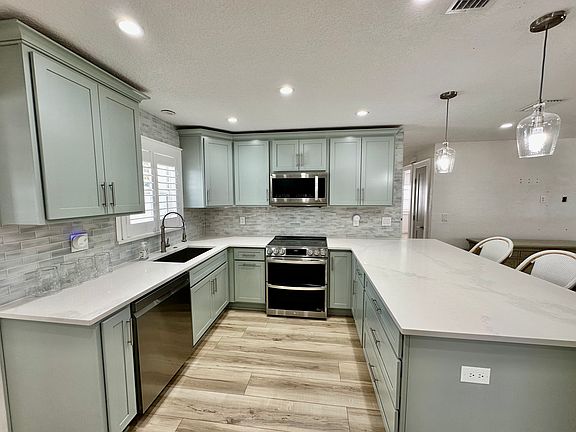 5th image of 500 N Flagler Ave