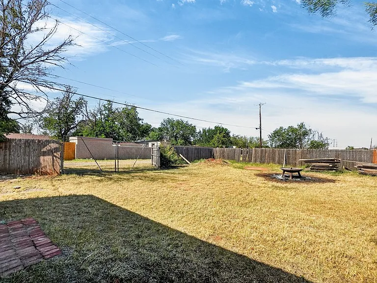 3111 W Louisiana Ave — Photo 43