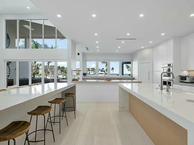 6879 SE South Marina Way — Photo 11