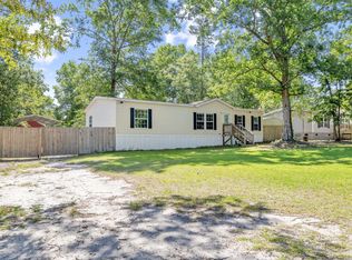 1040 Longpoint Rd, Cross, SC 29436