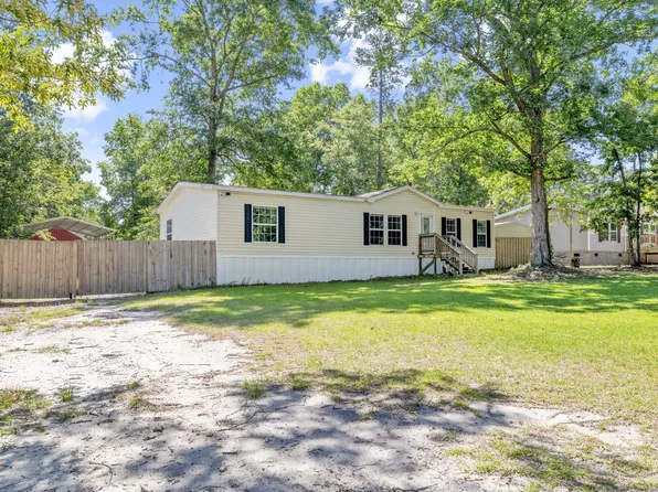 1040 Longpoint Rd, Cross, SC 29436