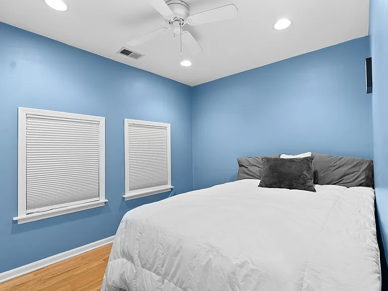 1632 W Blackhawk St #1 — Photo 20