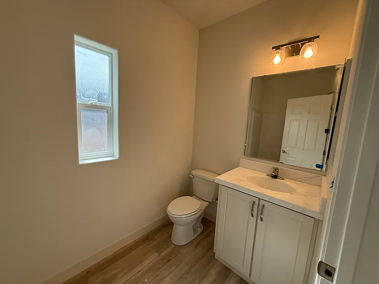 542 Sunset Dr — Photo 4
