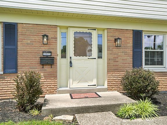 4th image of 1023 Hilliard Dr