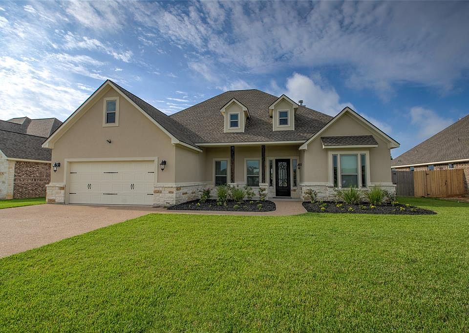 1st image of 1701 Timber Oaks Dr