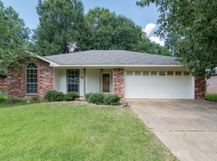 102 Ragan Ln, Haughton, LA 71037