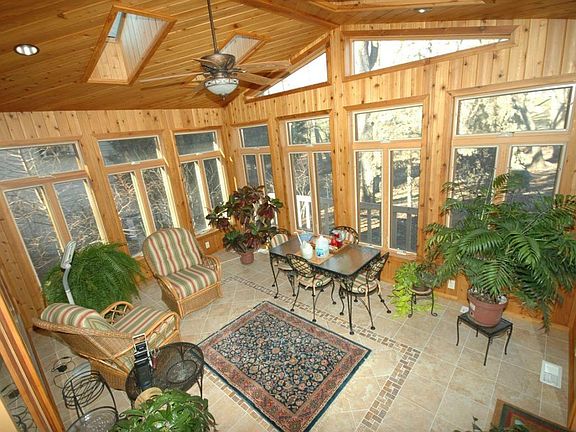 2nd image of 162 Abbey Springs Dr