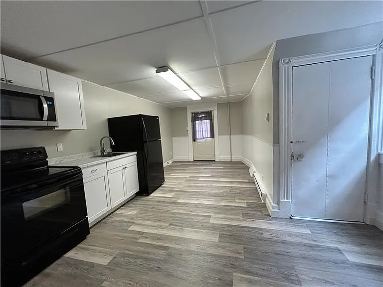 102 N 3rd St — Photo 5