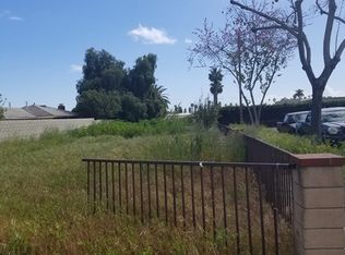 1100 E 23rd St, Signal Hill, CA 90755