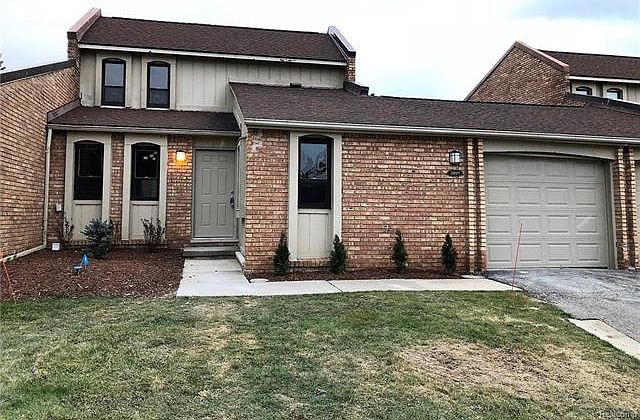 1st image of 3009 Moon Lake Dr #116