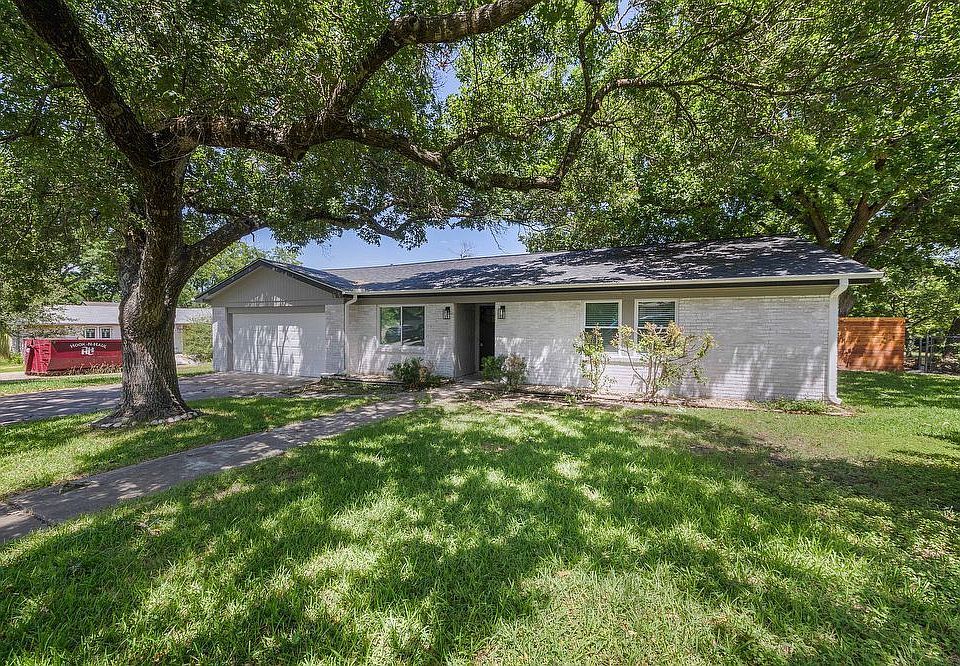 1st image of 11603 Oak Trl