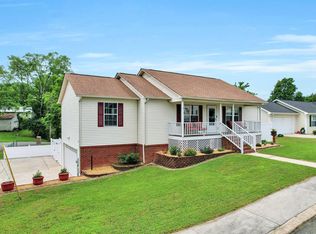 403 Barberry Dr NW, Cleveland, TN 37312