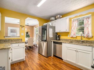 85 Plantation Ln, Locust Grove, GA 30248