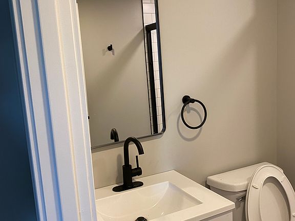 5th image of 89 S Main St APT 2