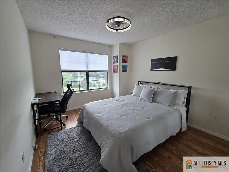 508 Brokaw Ct — Photo 7