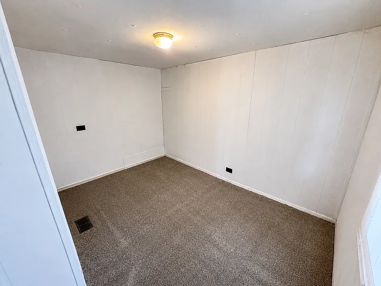 130 E Flint Hills Blvd #22 — Photo 6