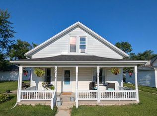 103 N 4th St, Dunlap, IL 61525