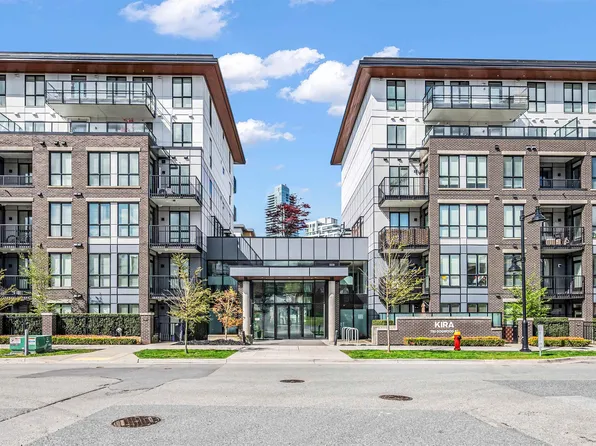 750 Dogwood St #321, Coquitlam, BC V3J 4B5