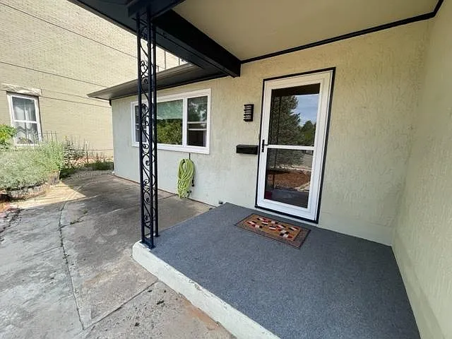 410 E 2nd St — Photo 5