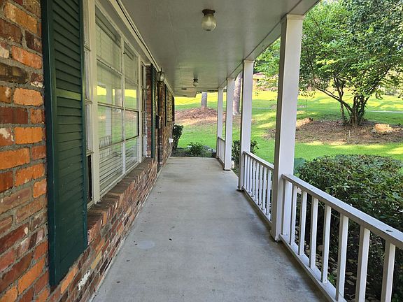 2nd image of 111 Easthaven Rd