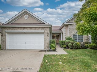 3 Turnberry Pl, Jackson, NJ 08527