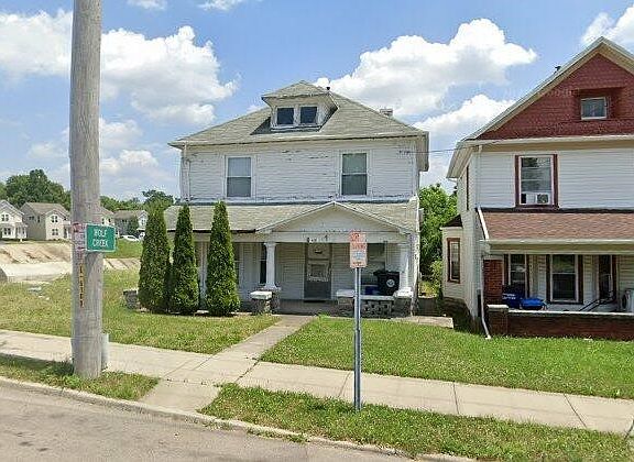 2nd image of 412 N Broadway St
