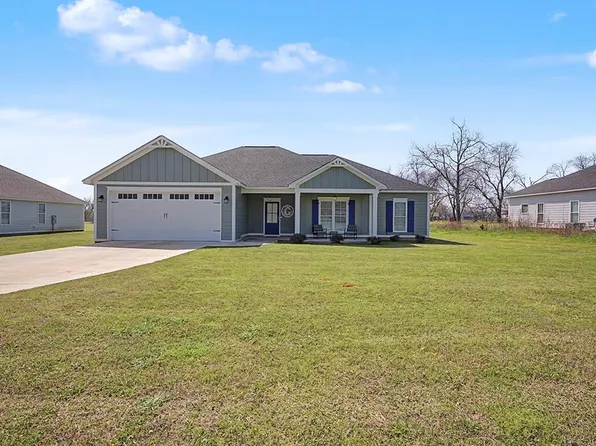 136 Brompton Dr, Leesburg, GA 31763