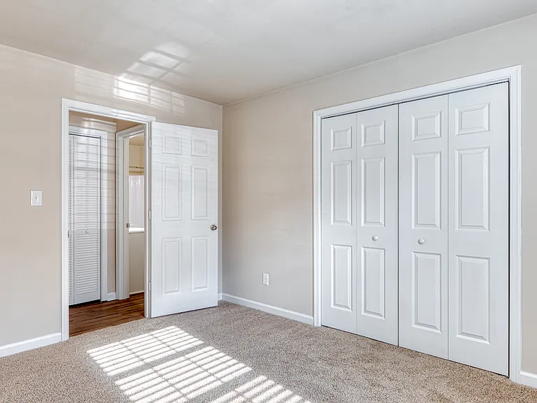 Summer Station Apartments Where Comfort Meets Coastal Living — Photo 26