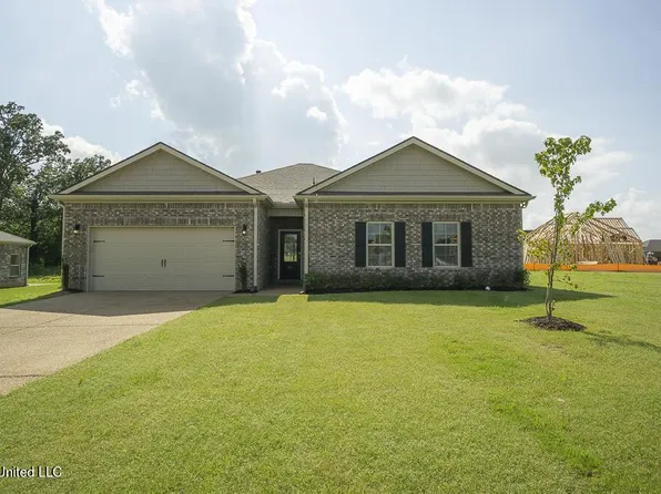 51 Banks Blvd, Byhalia, MS 38611