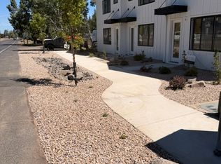 122 N Locust St #2, Sisters, OR 97759