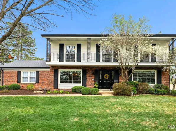 166 Saddleford Dr, Chesterfield, MO 63017