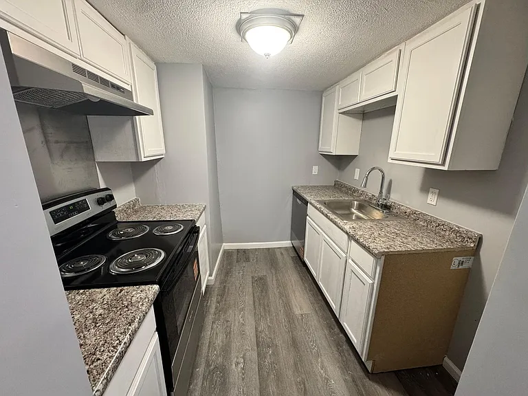 225 W McDowell Rd — Photo 49