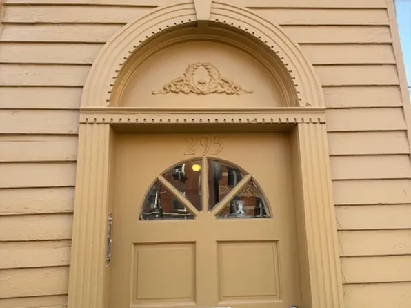 295-297 1st St #2, Jersey City, NJ 07302