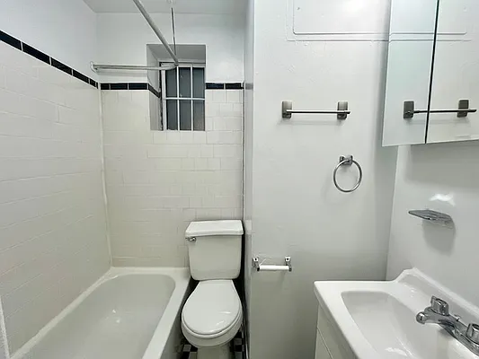 Rented by Best Apartments North Inc | media 19