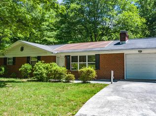 39 E Norris Rd, Norris, TN 37828