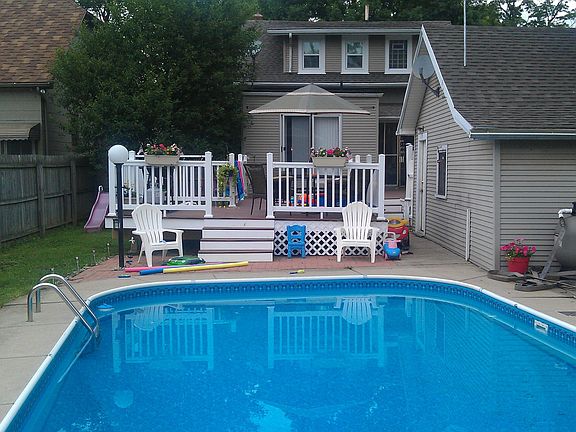 2nd image of 2212 Superior Ave