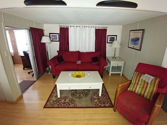 5th image of 3621 Luau St