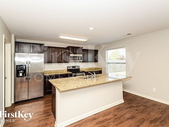 5th image of 149 Ashby St