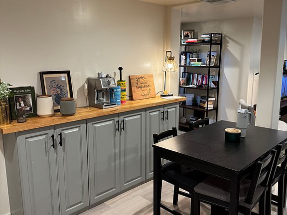 kitchen view of entrance
