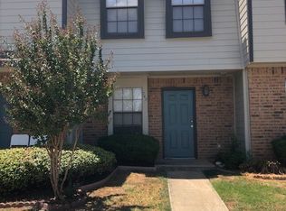 742 W Collins St, Denton, TX 76201