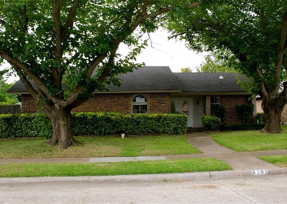 1st image of 2101 Glencrest Ln
