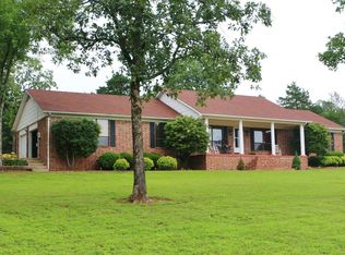 391 Cagle Rock Rd, Russellville, AR 72802