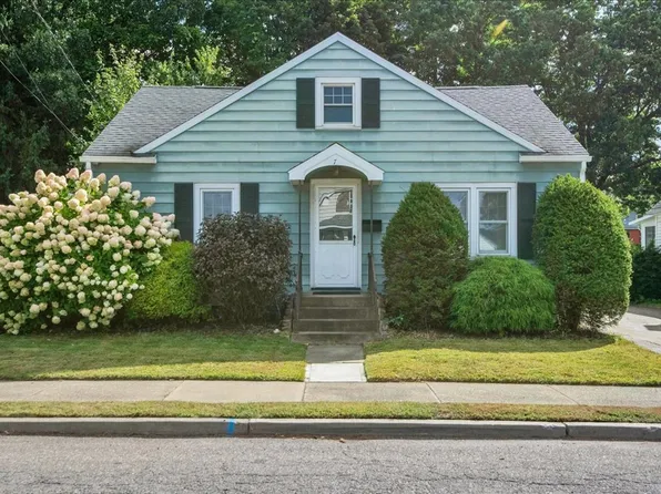 7 Roland Court, Winooski, VT 05404