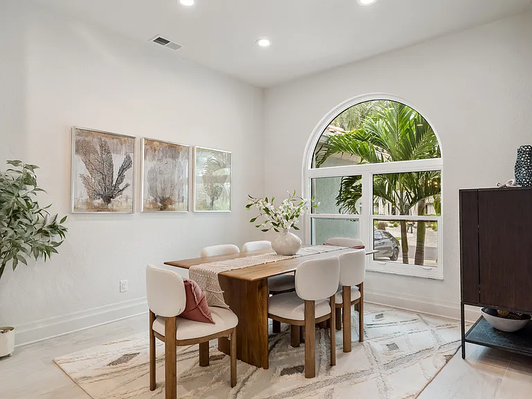 3012 E Vina Del Mar Blvd — Photo 12
